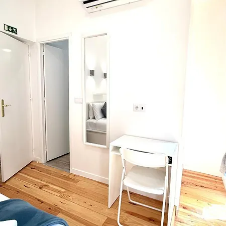 - Sabino De Sousa 1ª Andar - Penha De Franca Privat bolig Lisboa